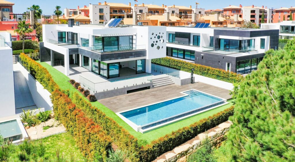 Khaldoun Tabari:Real Estate Investment Business